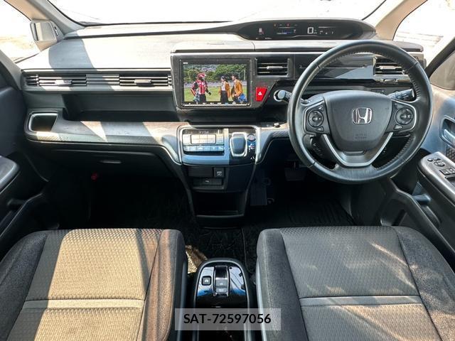 Honda e 2018-04 8342209-2