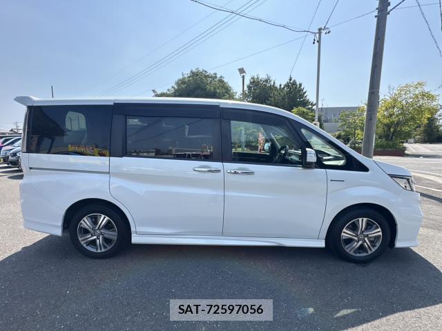 Honda e 2018-04 8342209-3