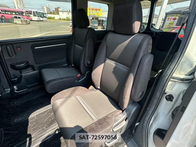 Honda e 2018-04 8342209-6