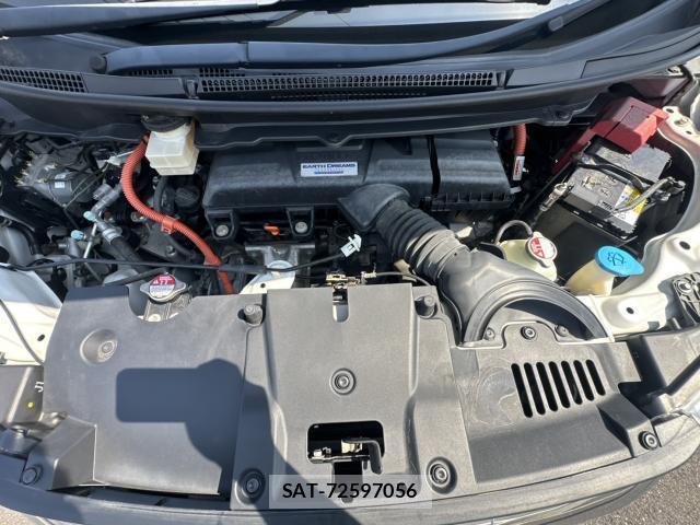 Honda e 2018-04 8342209-7