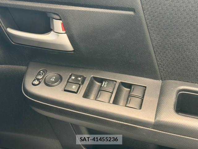 Honda e 2015-03 8342315-17