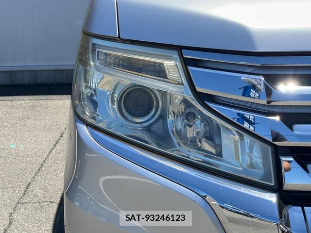 Honda e 2014-07 8342402-12