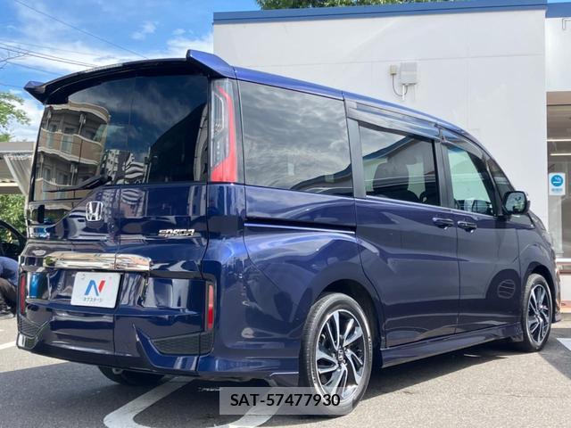 Honda e 2018-06 8342477-14