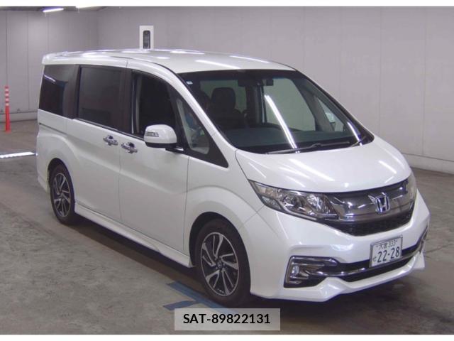 Honda e 2017-04 8342626-3