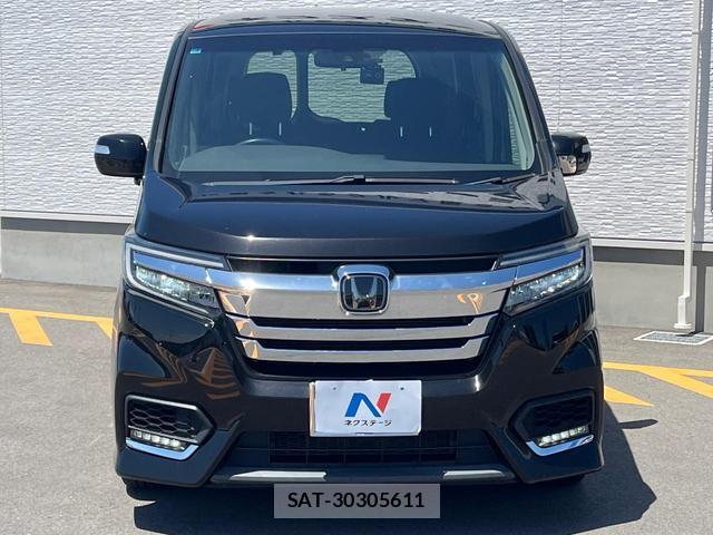 Honda e 2019-03 8342758-14