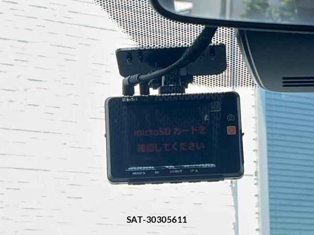 Honda e 2019-03 8342758-4