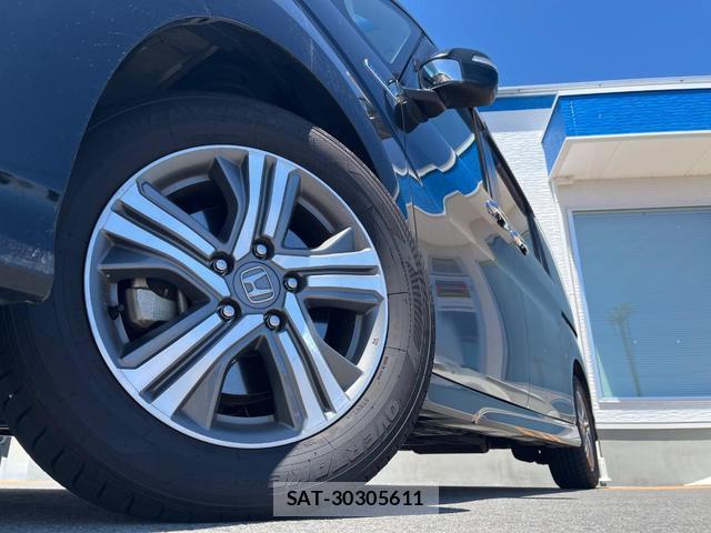 Honda e 2019-03 8342758-9