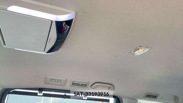 Honda e 2018-04 8342854-10