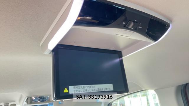 Honda e 2018-04 8342854-11