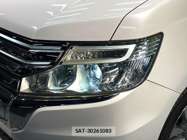 Honda e 2013-11 8342871-13