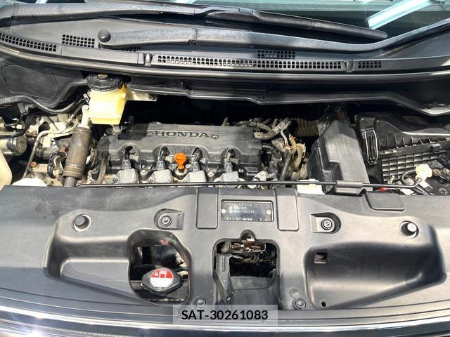 Honda e 2013-11 8342871-19