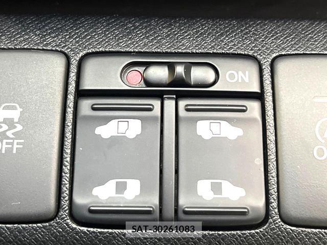 Honda e 2013-11 8342871-3