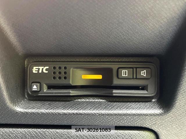 Honda e 2013-11 8342871-6