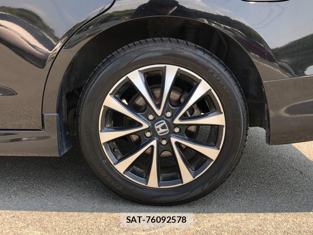 Honda e 2013-11 8343122-16