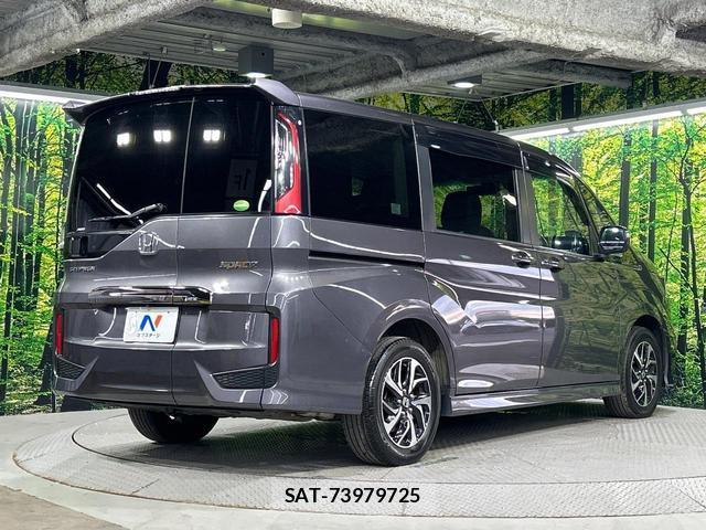 Honda e 2017-10 8343540-19