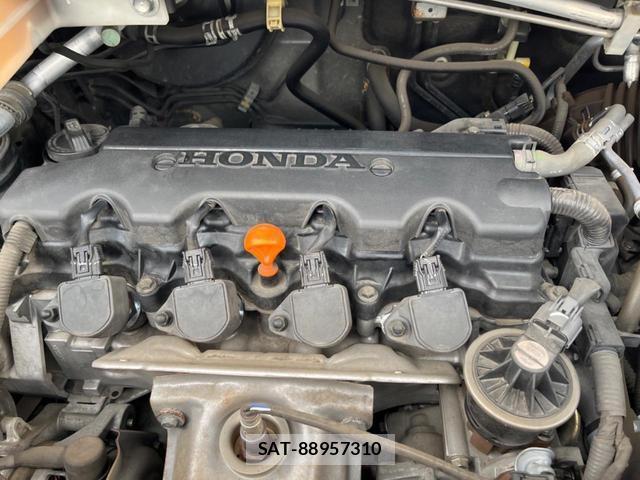 Honda e 2013-07 8344067-18