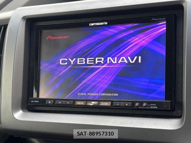 Honda e 2013-07 8344067-2