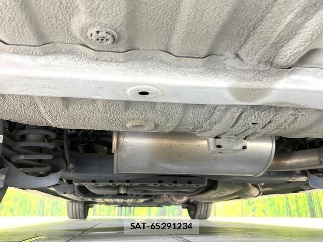 Honda e 2014-02 8344094-19