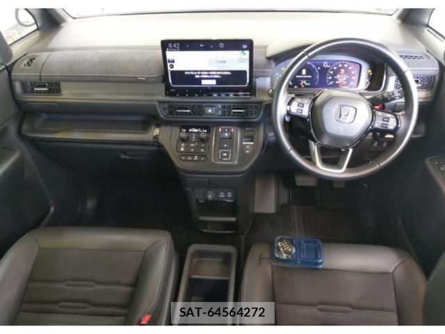 Honda e 2022-07 8342603-2