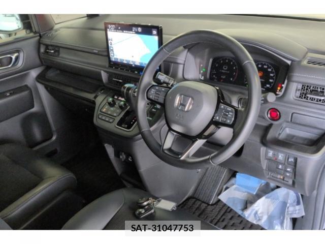 Honda e 2023-07 8342624-2