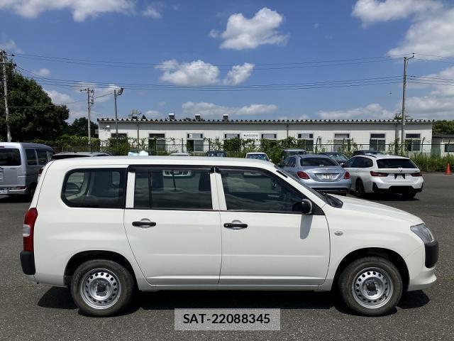 Toyota SUCCEED 2019-11 8343683-2