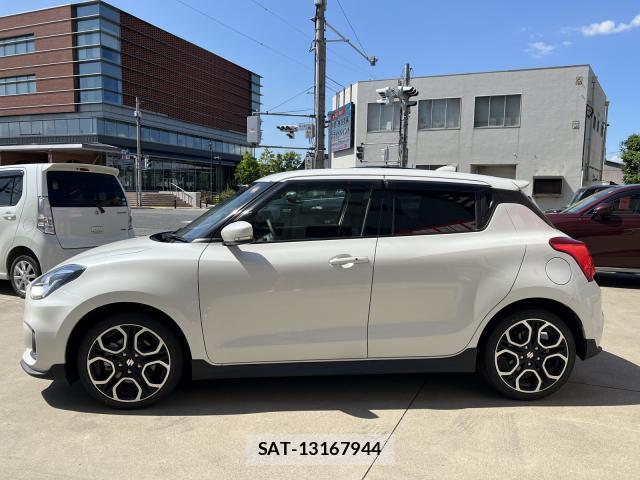 Suzuki SWIFT 2022-09 8342038-19