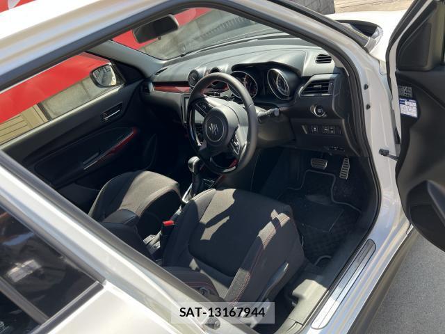 Suzuki SWIFT 2022-09 8342038-3