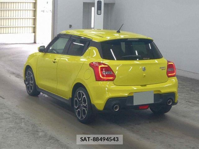 Suzuki SWIFT 2022-11 8343815-1