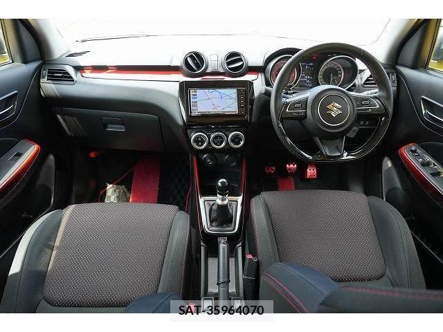 Suzuki SWIFT 2018-03 8343863-3