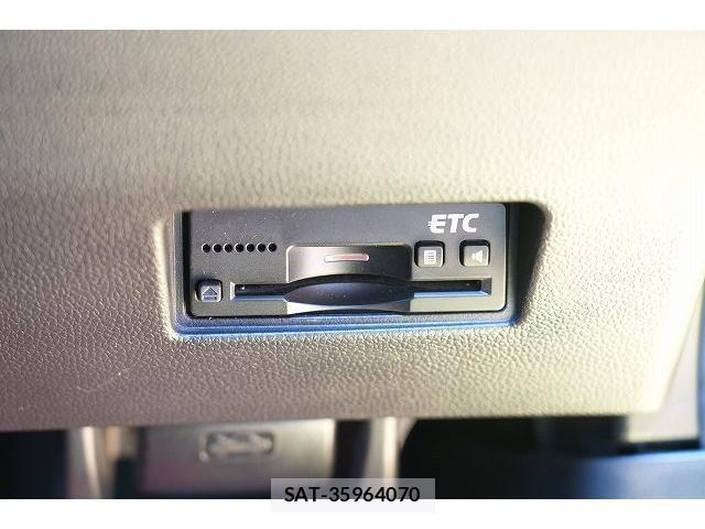 Suzuki SWIFT 2018-03 8343863-8