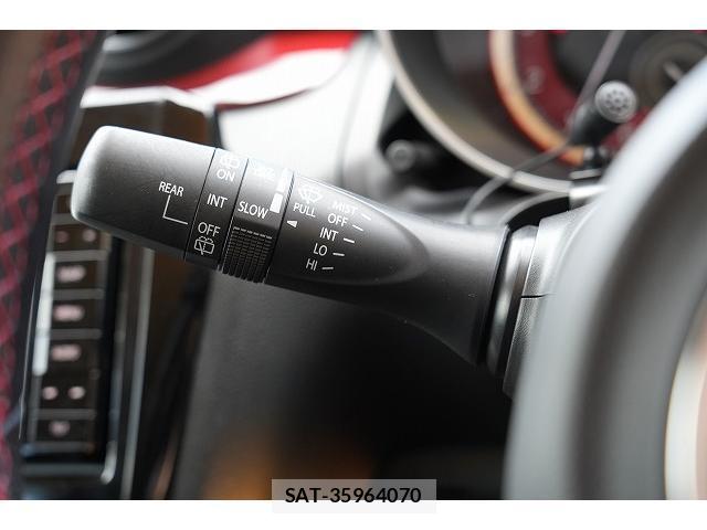 Suzuki SWIFT 2018-03 8343863-9