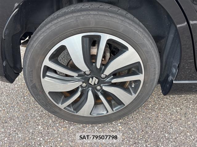 Suzuki SWIFT 2018-03 8342321-11