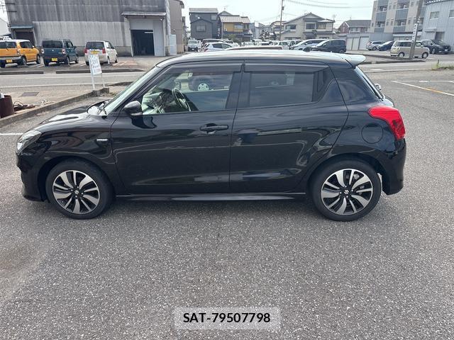Suzuki SWIFT 2018-03 8342321-7