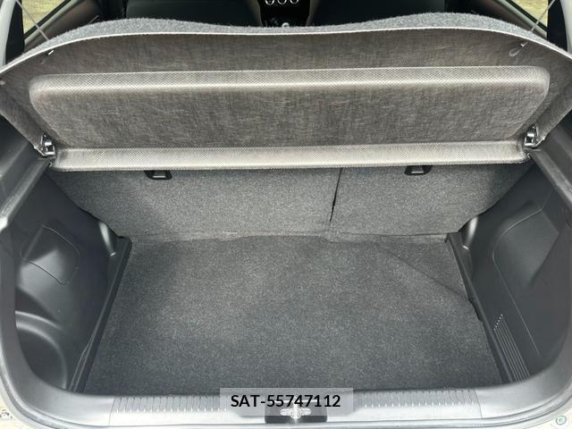 Suzuki SWIFT 2017-03 8344237-19