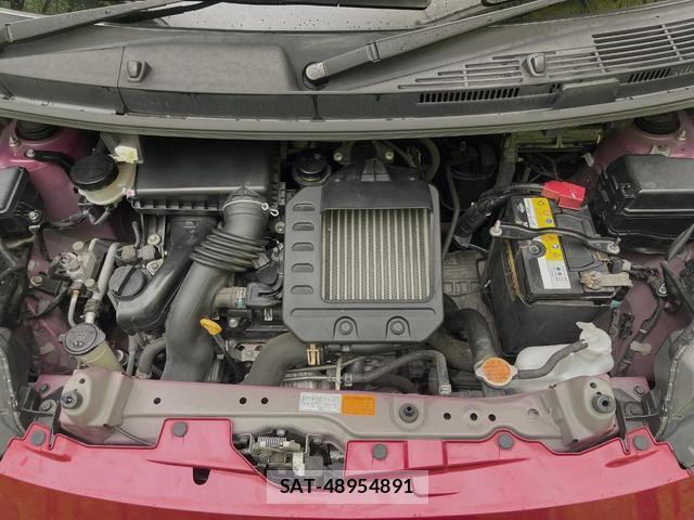Toyota TANK 2018-04 8344031-17