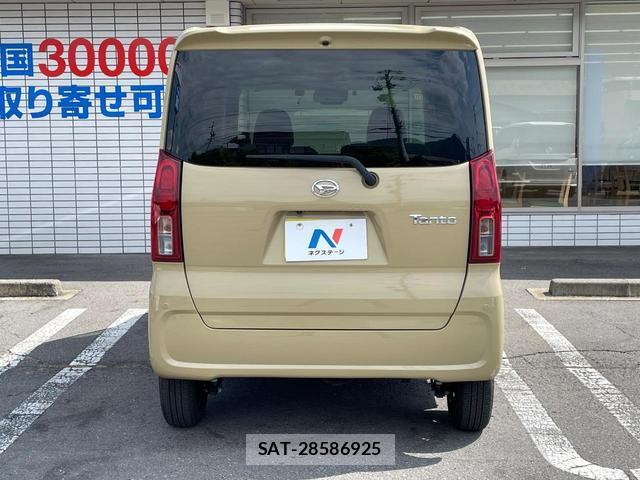 Daihatsu TANTO 2023-11 8342129-14