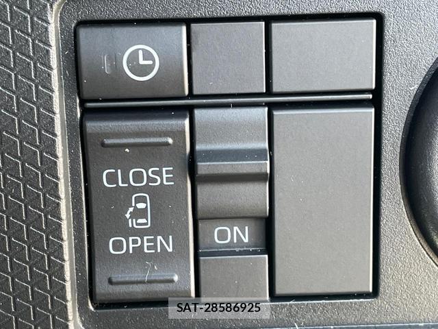 Daihatsu TANTO 2023-11 8342129-4