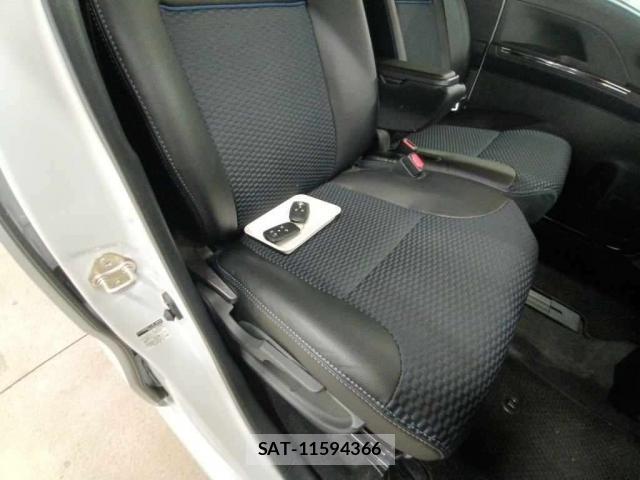Daihatsu TANTO 2025-11 8342548-3