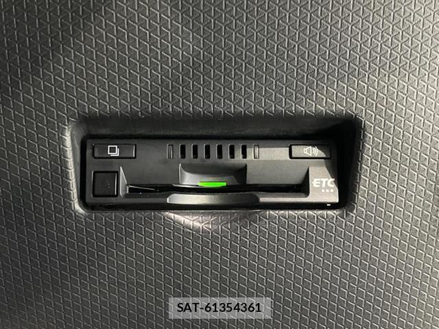 Daihatsu TANTO 2022-01 8343333-6