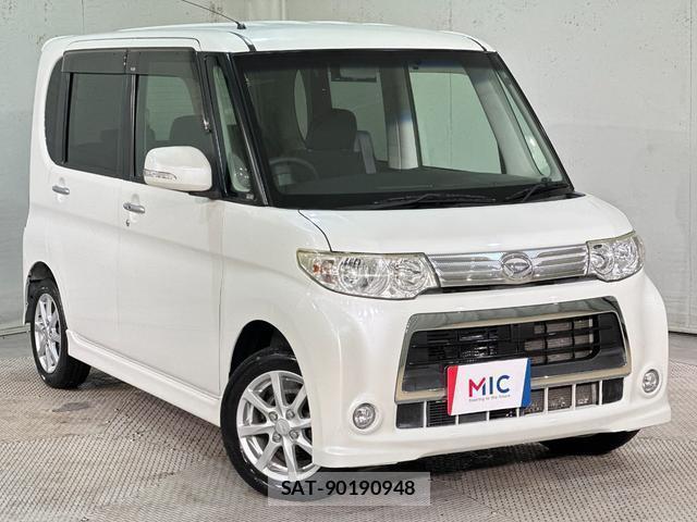 Daihatsu TANTO 2011-07 8343419-11