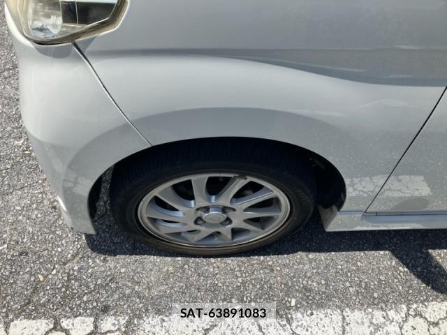 Daihatsu TANTO 2009-11 8343505-2