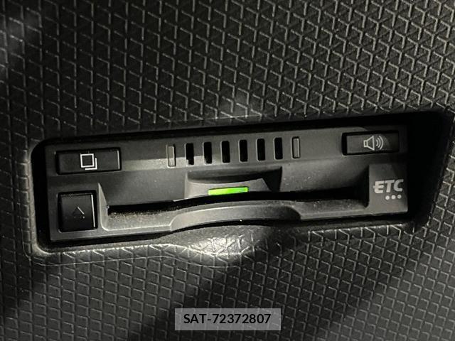 Daihatsu TANTO 2023-10 8343598-4
