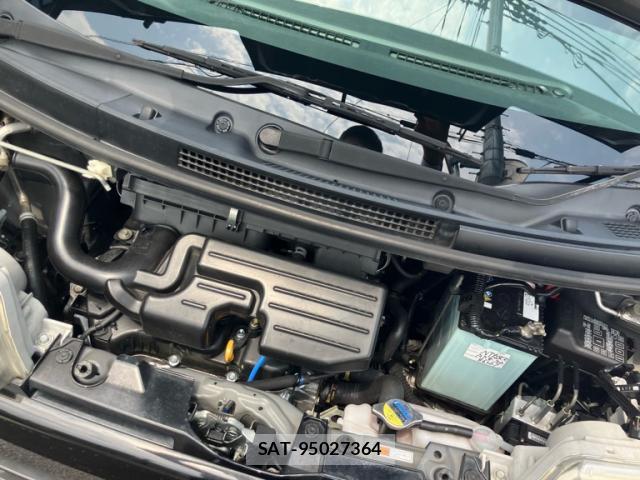 Daihatsu TANTO 2011-03 8344104-14