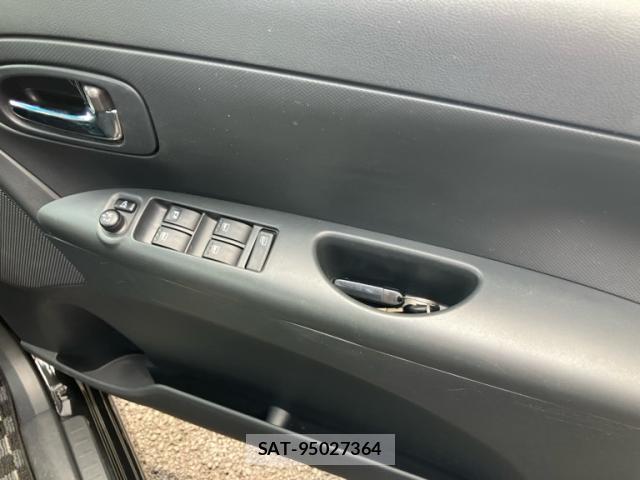 Daihatsu TANTO 2011-03 8344104-16
