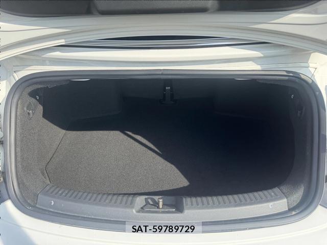 VolksWagen THE BEETLE 2013-04 8343174-17
