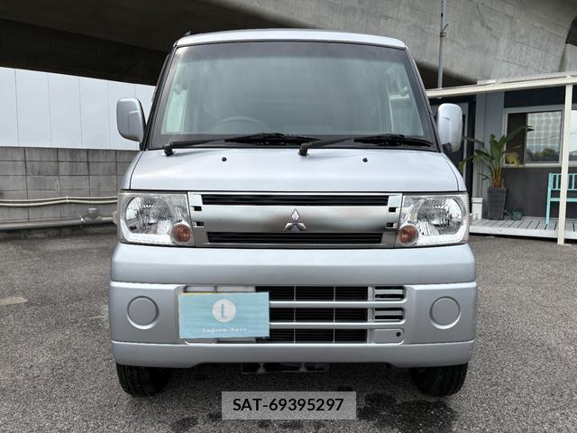 Mitsubishi TOWN BOX 2010-02 8342280-1