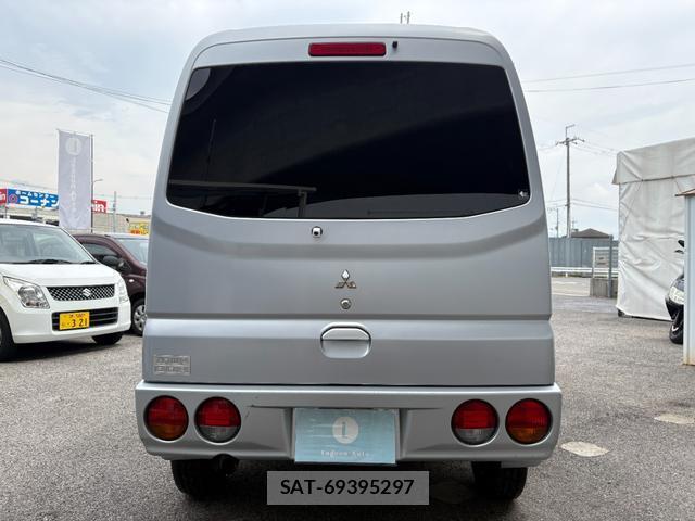 Mitsubishi TOWN BOX 2010-02 8342280-5