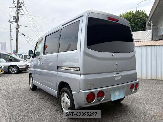 Mitsubishi TOWN BOX 2010-02 8342280-6
