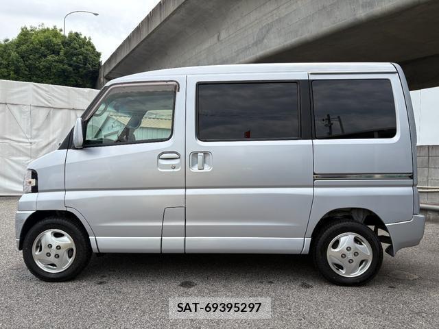 Mitsubishi TOWN BOX 2010-02 8342280-7