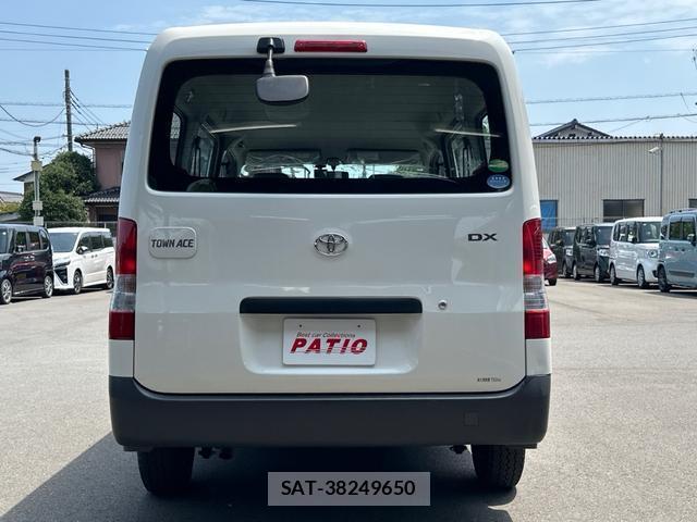 Toyota TOWNACE VAN 2018-06 8342253-17
